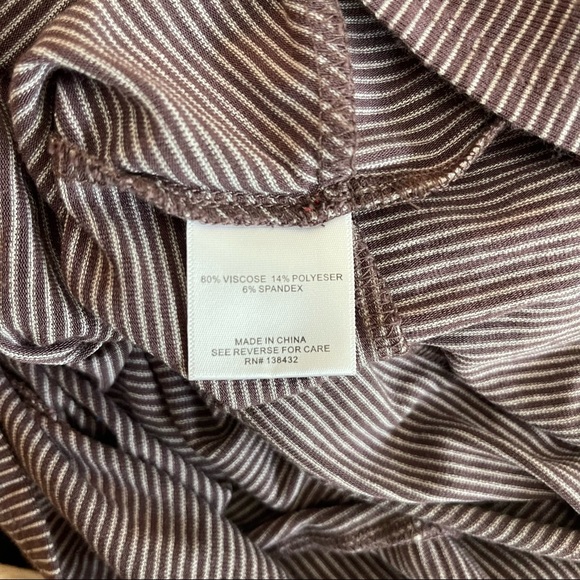 ModCloth Striped Tank Top Scoop Neck Purple and White Small - Picture 4 of 5